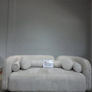 3-seater sofa made with rich corduroy fabric