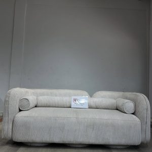 3-seater sofa made with rich corduroy fabric