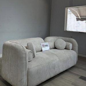 3-seater sofa made with rich corduroy fabric