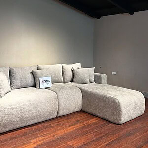 Sectional sofa in premium boucle fabric