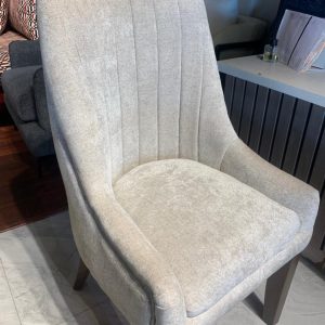 Off-white Accent chair with wooden legs