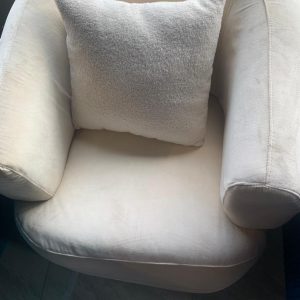 Accent chairs made with high quality boucle fabric